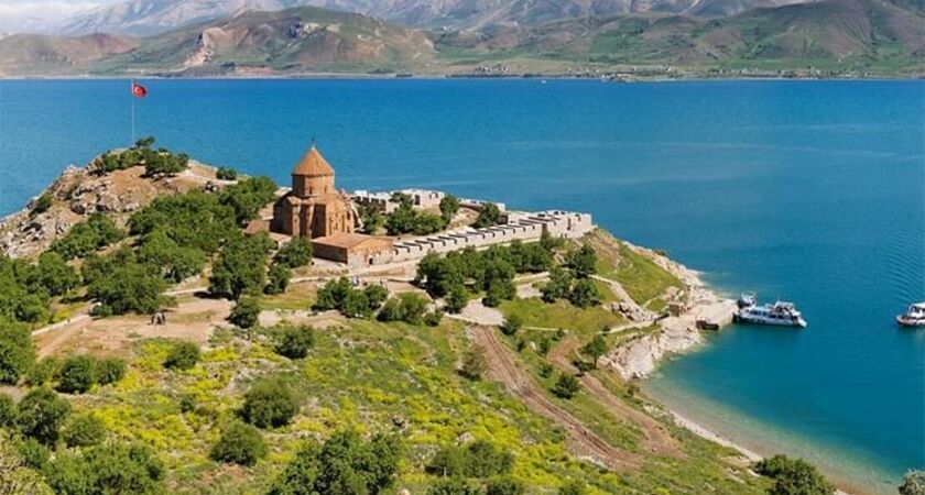 Van & Eastern Anatolian Tour(Van-Kars-Erzurum-Trabzon)  510 EUR